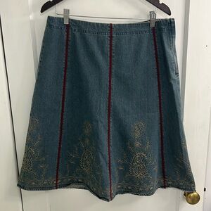EUC Liz Claiborne Embroidered A-line Denim Skirt size 14